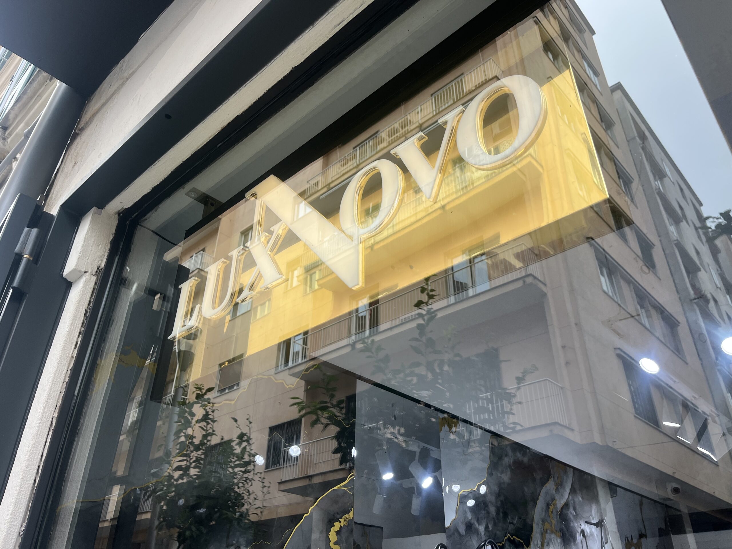Luxnovo