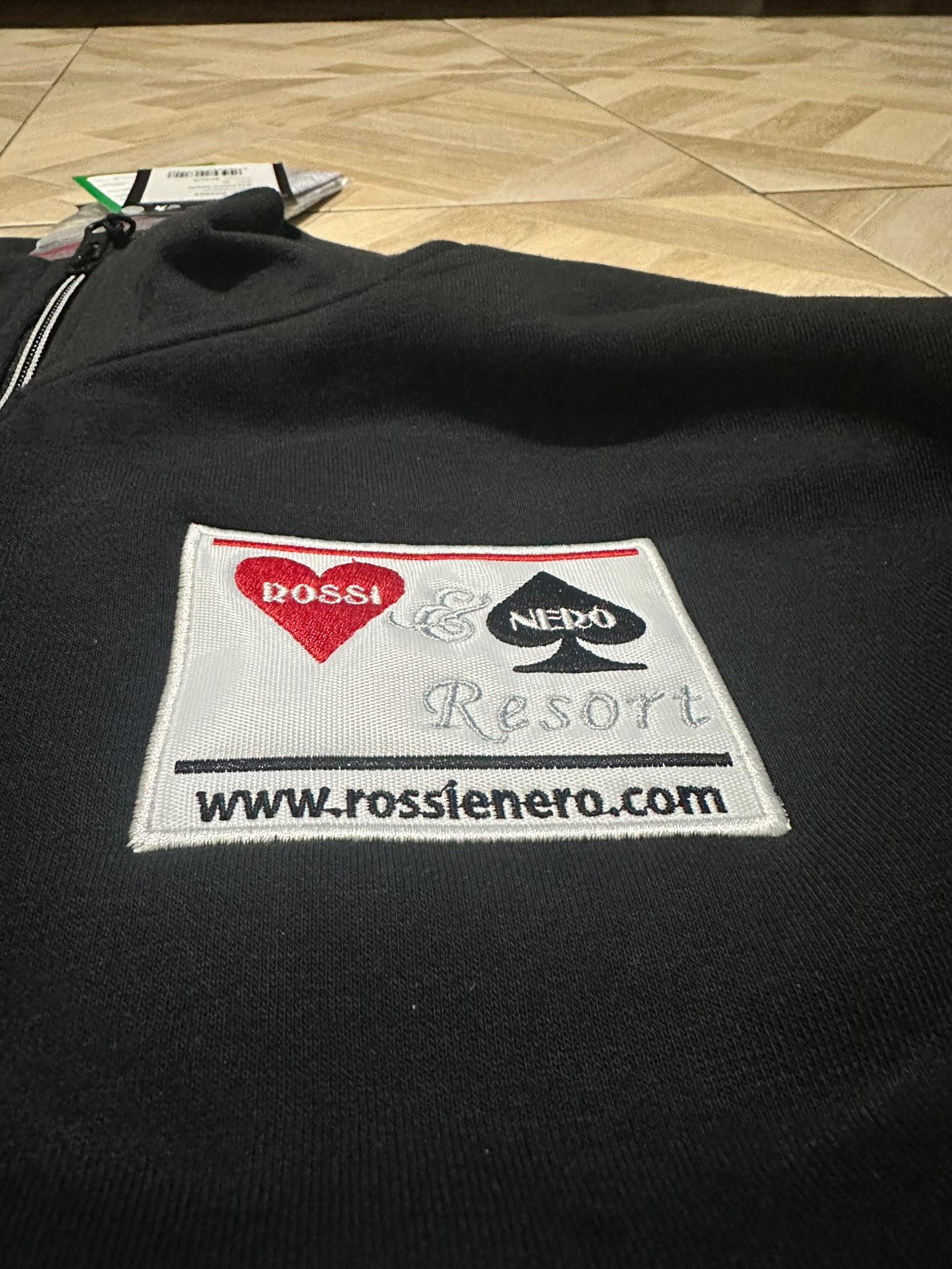 Abbigliamento personalizzato con logo